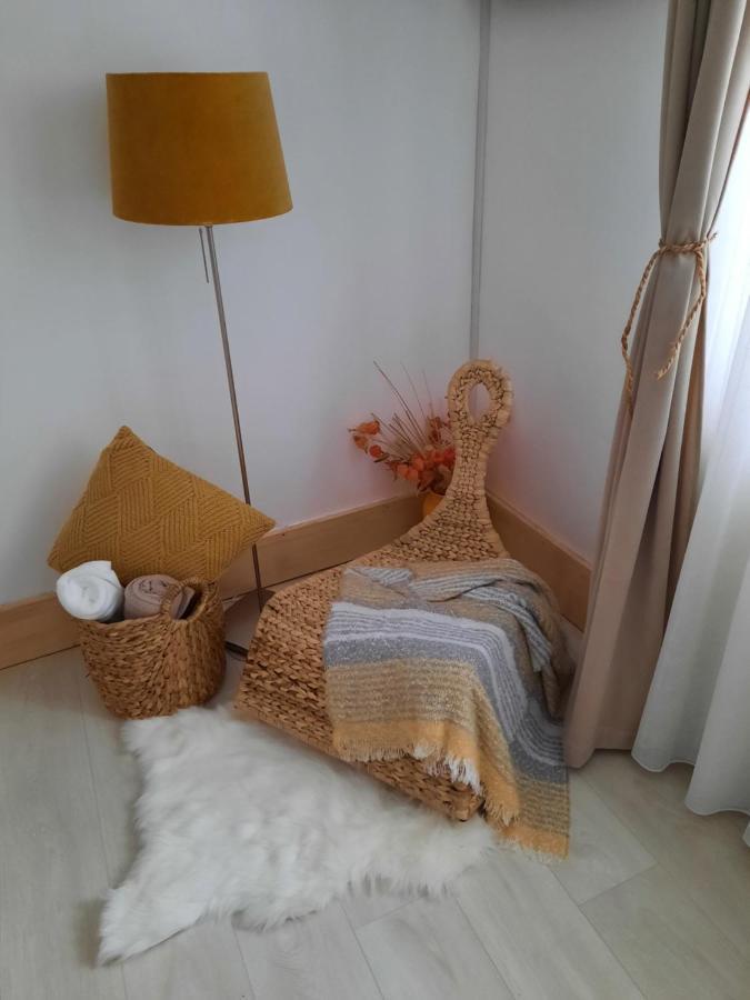 Cocooning In A Lovely Mountain Suite - Two Azuga Exterior photo